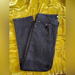 Women's Black Levi’s 724 - Straight Leg